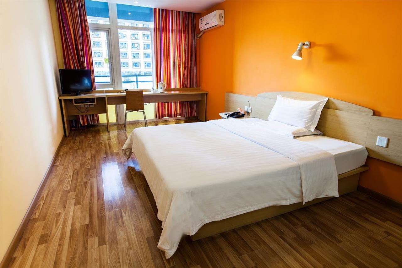 7Days Inn Shenzhen Long Hua Exterior photo